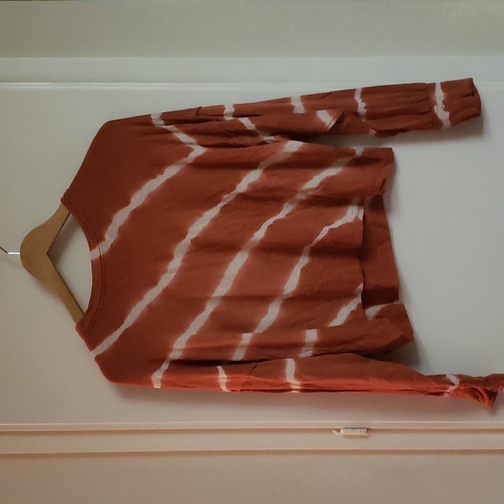 Maronie long sleeve cropped tee, tshirt size S.  Burnt orange